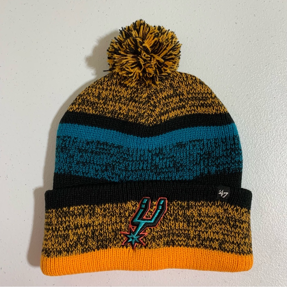 ‘47 San Antonio Spurs Pom Beanie Hat-NWT